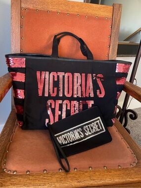 VS Black and Pink large Sequin Canvas Tote Bag & wristlet set travel bag